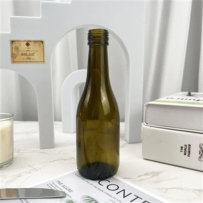 Mini garrafa de vinho vazia verde escura de 187ml/6oz de Champagne com revestimento do tampão de ROPP